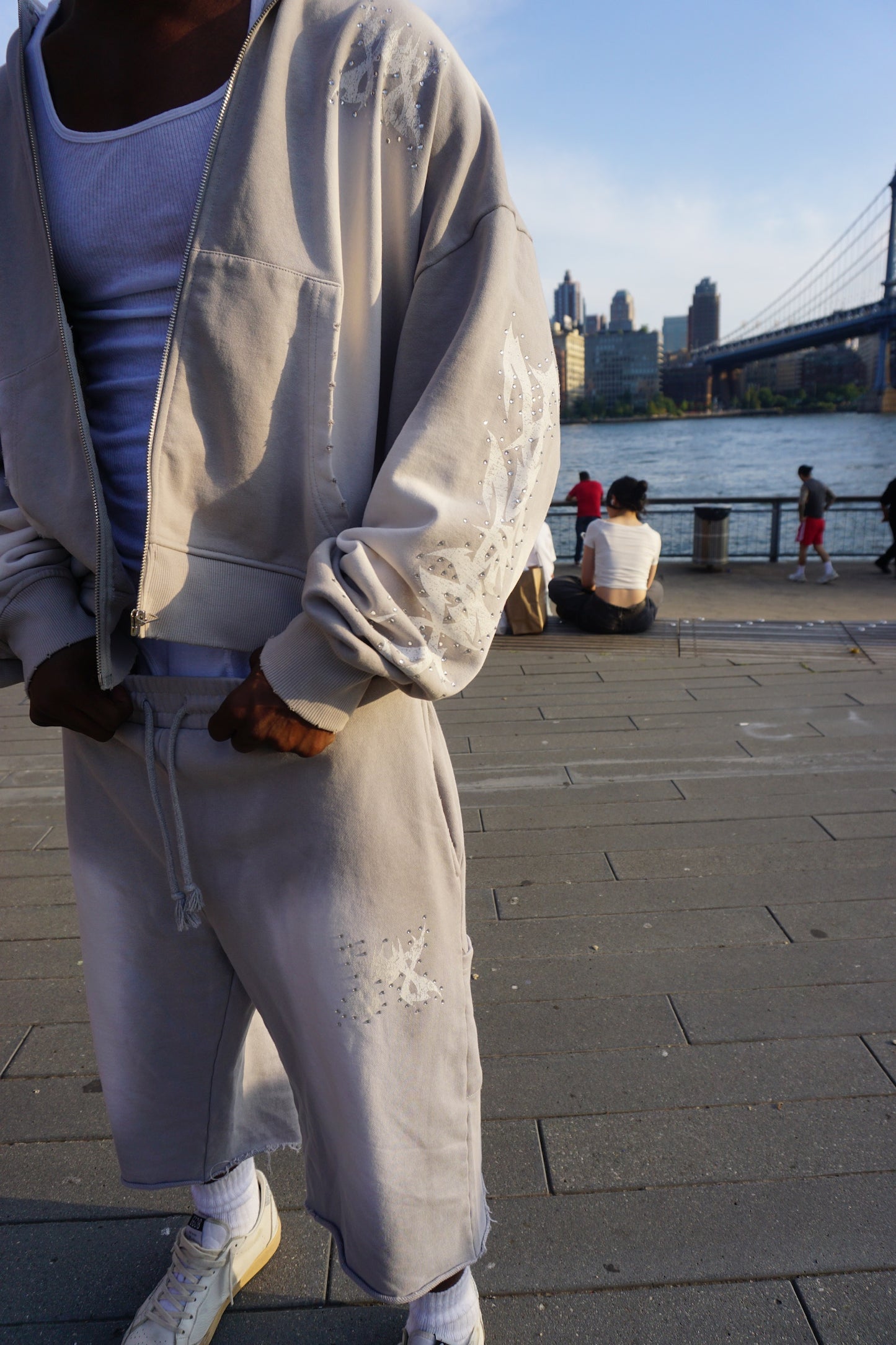 Cool Grey XX² Sweatshort